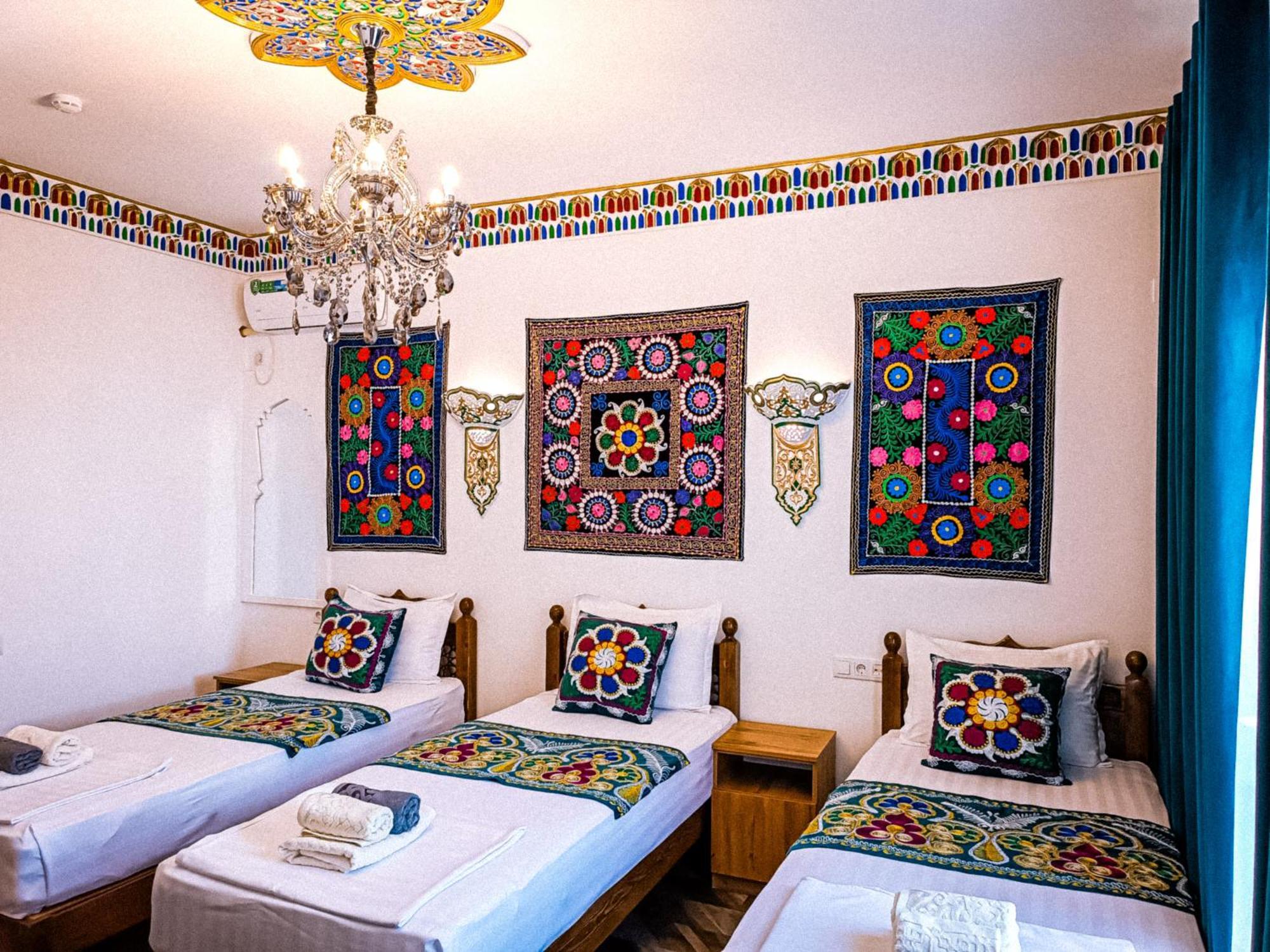 Meros Hotel Bukhara Eksteriør billede