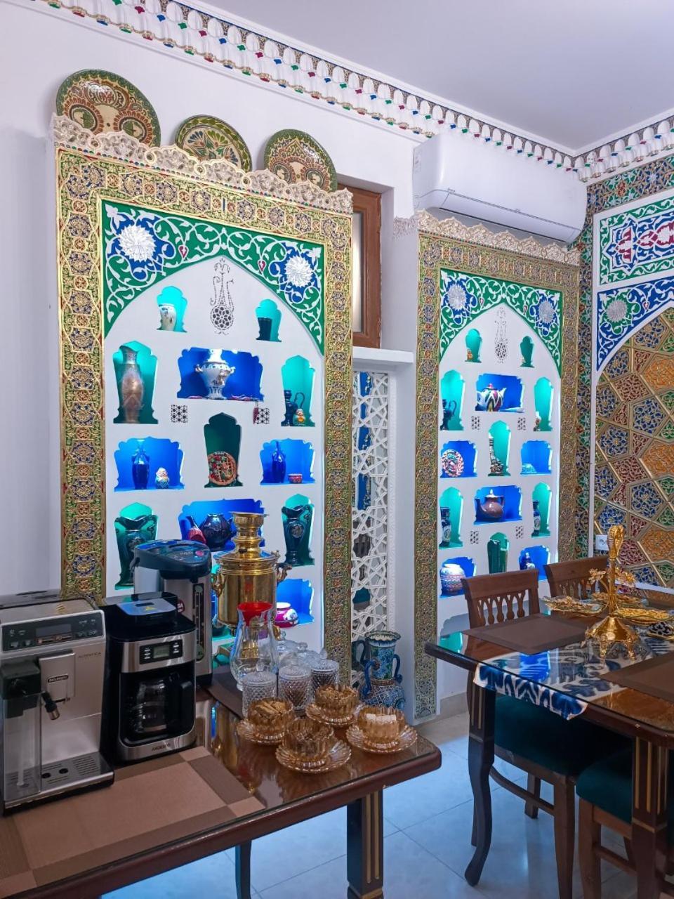 Meros Hotel Bukhara Eksteriør billede