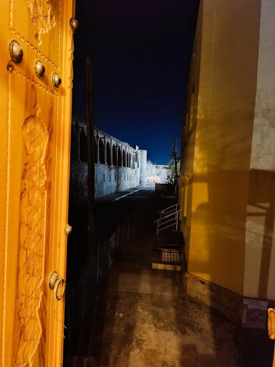 Meros Hotel Bukhara Eksteriør billede