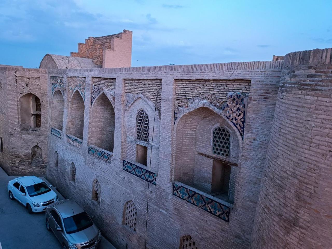 Meros Hotel Bukhara Eksteriør billede